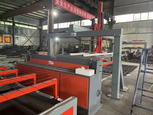 1000 - 2500mm Welding Mesh Width Automatic Mesh Welding Machine With 4.5T Machine Weight
